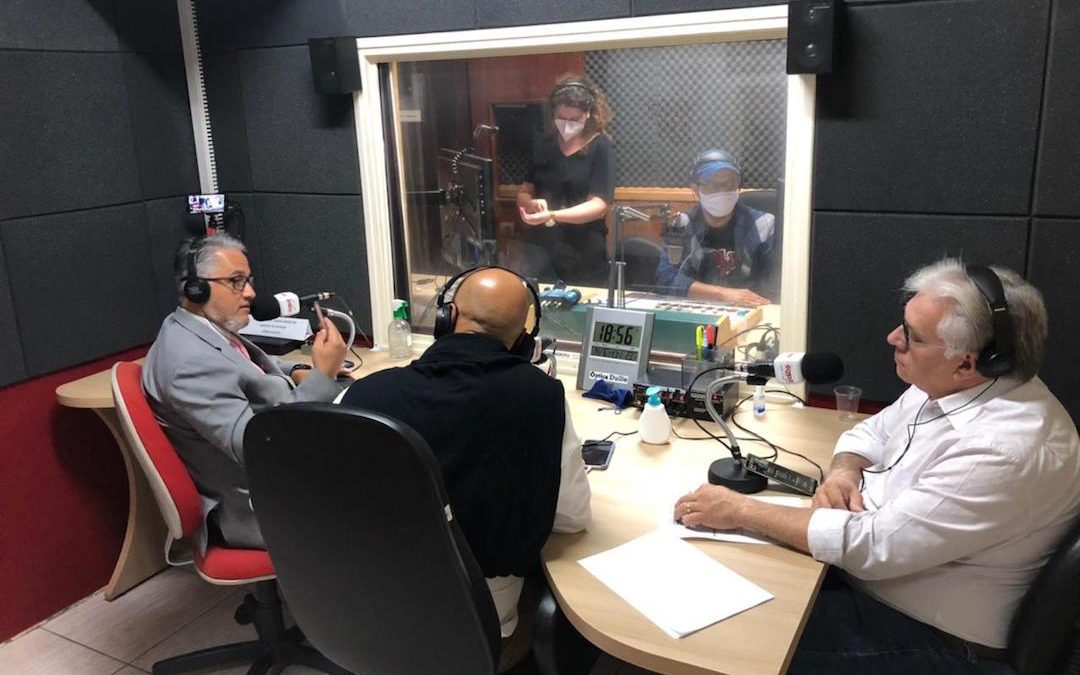 DIRETOR DA NEO ONCO ESPECIALIDADES LEONARDO S. BOSSI CONCEDE ENTREVISTA AO JORNAL HORA H, DA RÁDIO CIDADE ITU FM